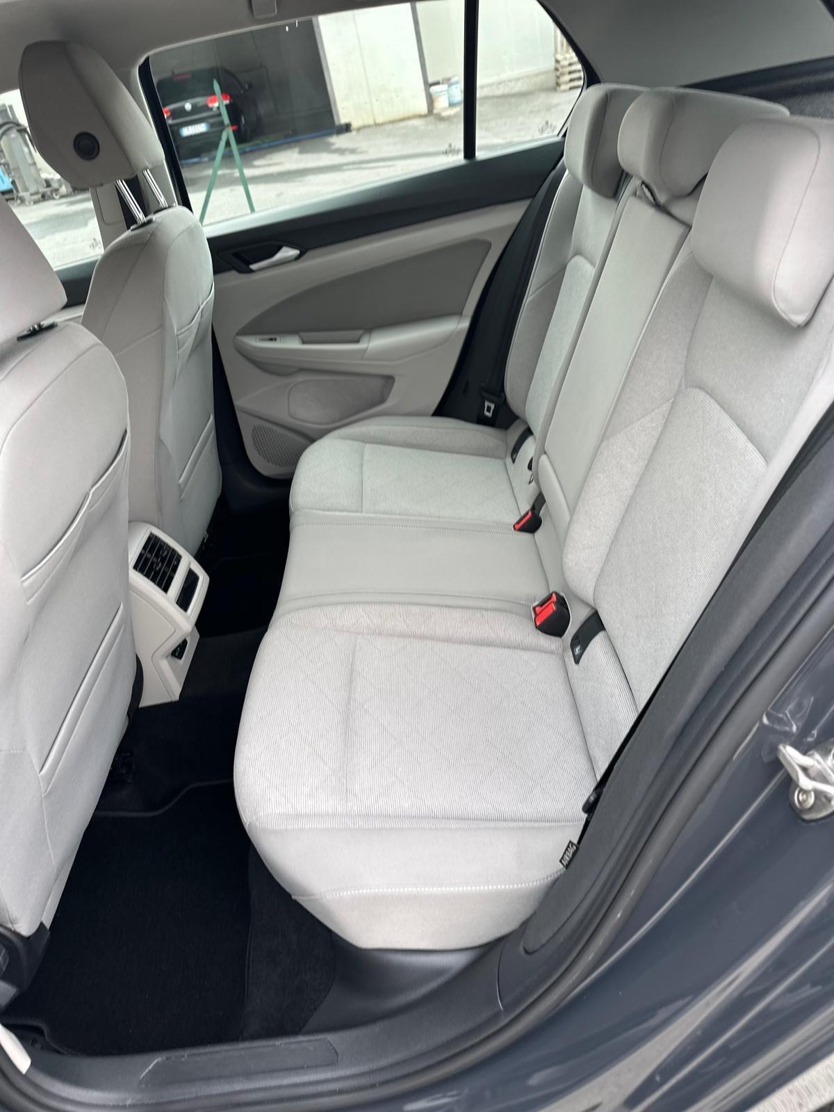 Volkswagen Golf 2.0 TDI DSG SCR Style