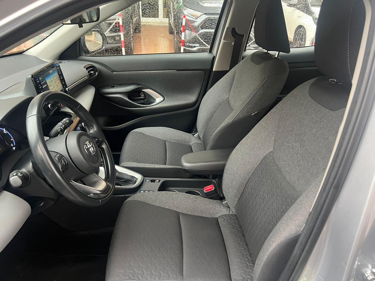 Toyota Yaris Cross 1.5 Hybrid 5p. E-CVT Business