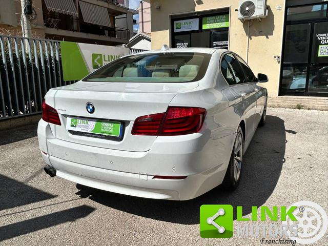 BMW 520 .