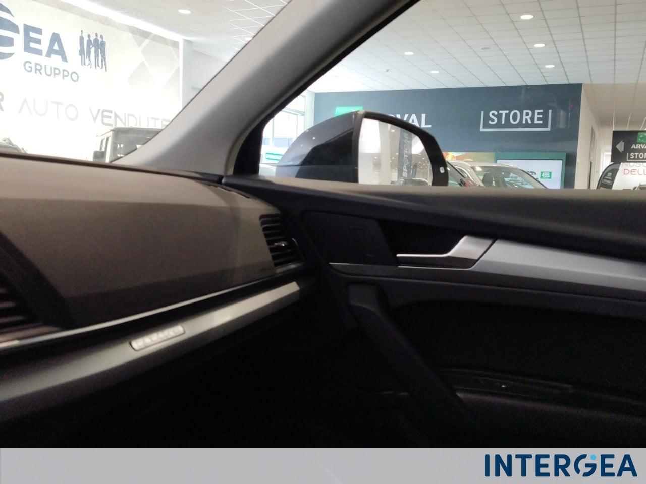 AUDI Q5 Sportback 40 2.0 tdi mhev 12V S line qua
