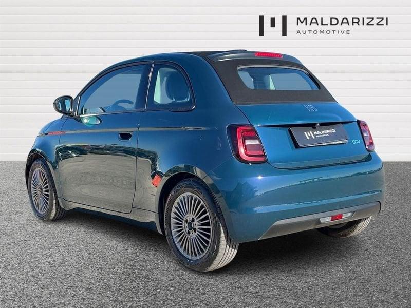 FIAT 500 LA NUOVA E La Nuova 500c Serie1 La Nuova - Icon 320 Cabrio