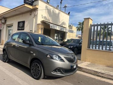 LANCIA Ypsilon 1.0 FireFly Hybrid Gold