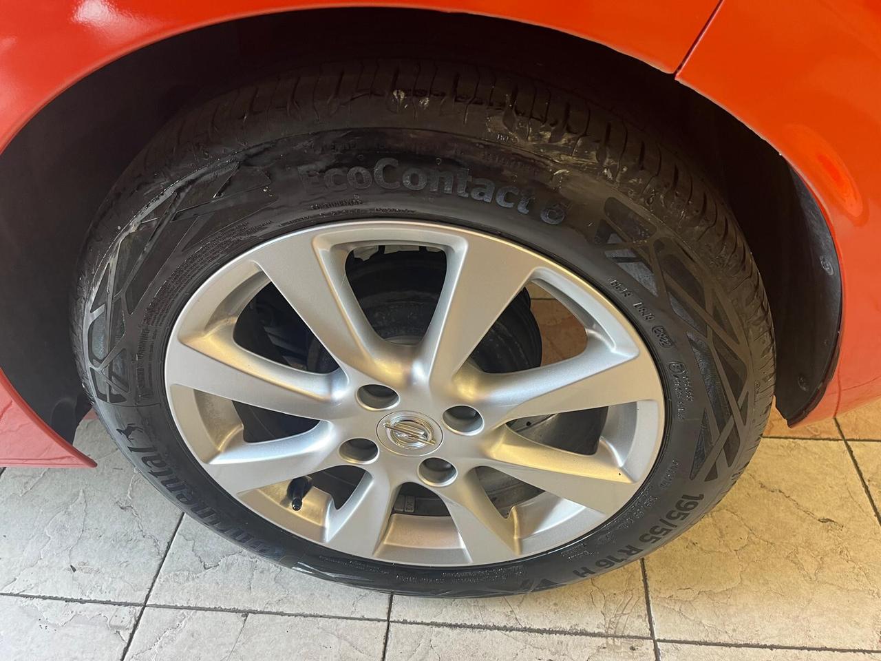 Opel Corsa V2023 1.2 Edition s