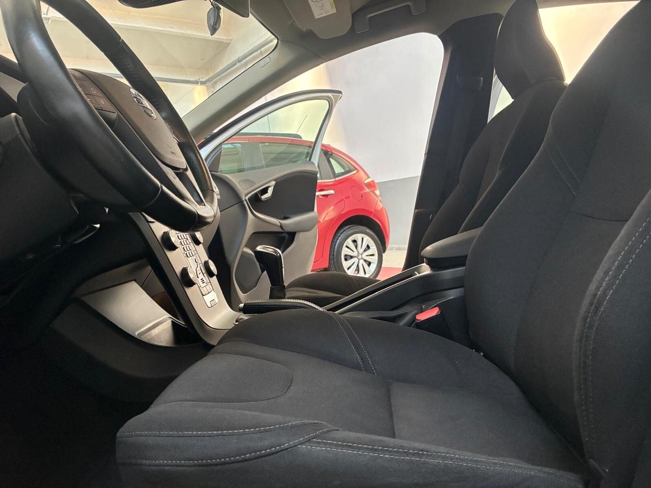 Volvo V40 D3 Momentum