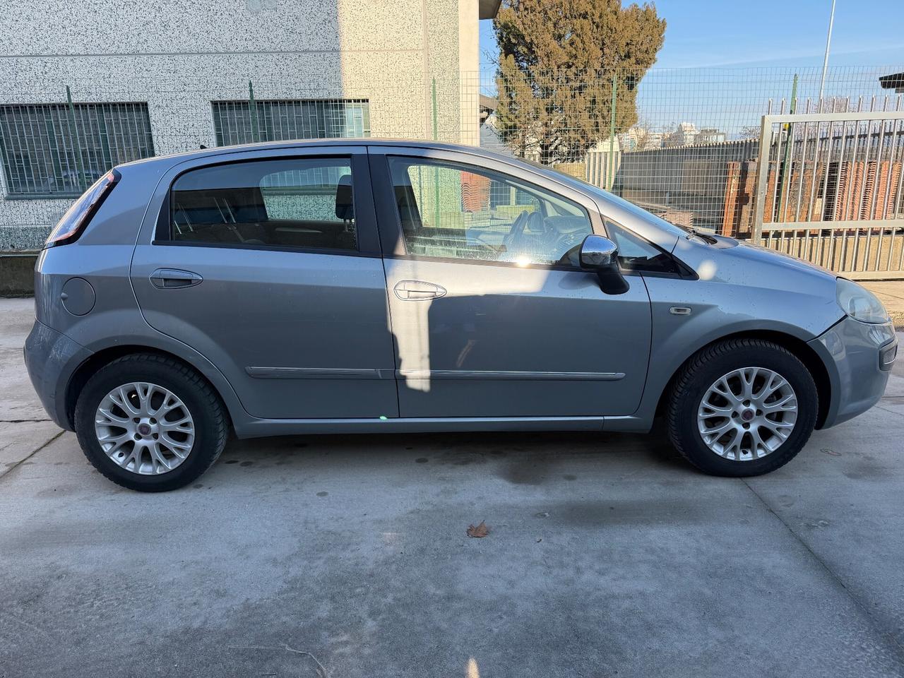 Fiat Grande Punto 1.3 MJT 75 CV 5 porte Dynamic