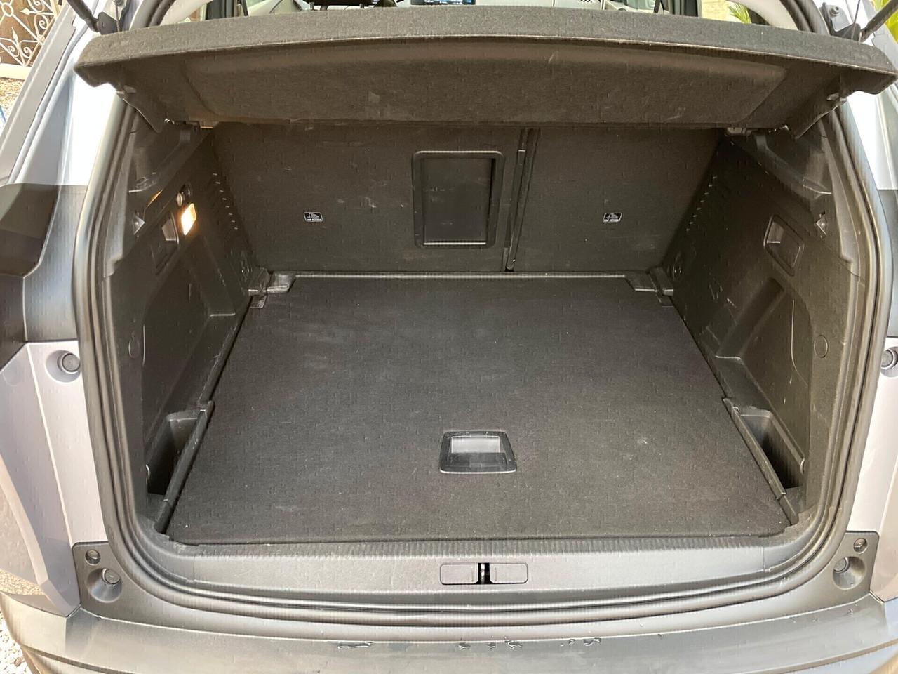 Peugeot 3008 BlueHDi 130 EAT8 Active Business