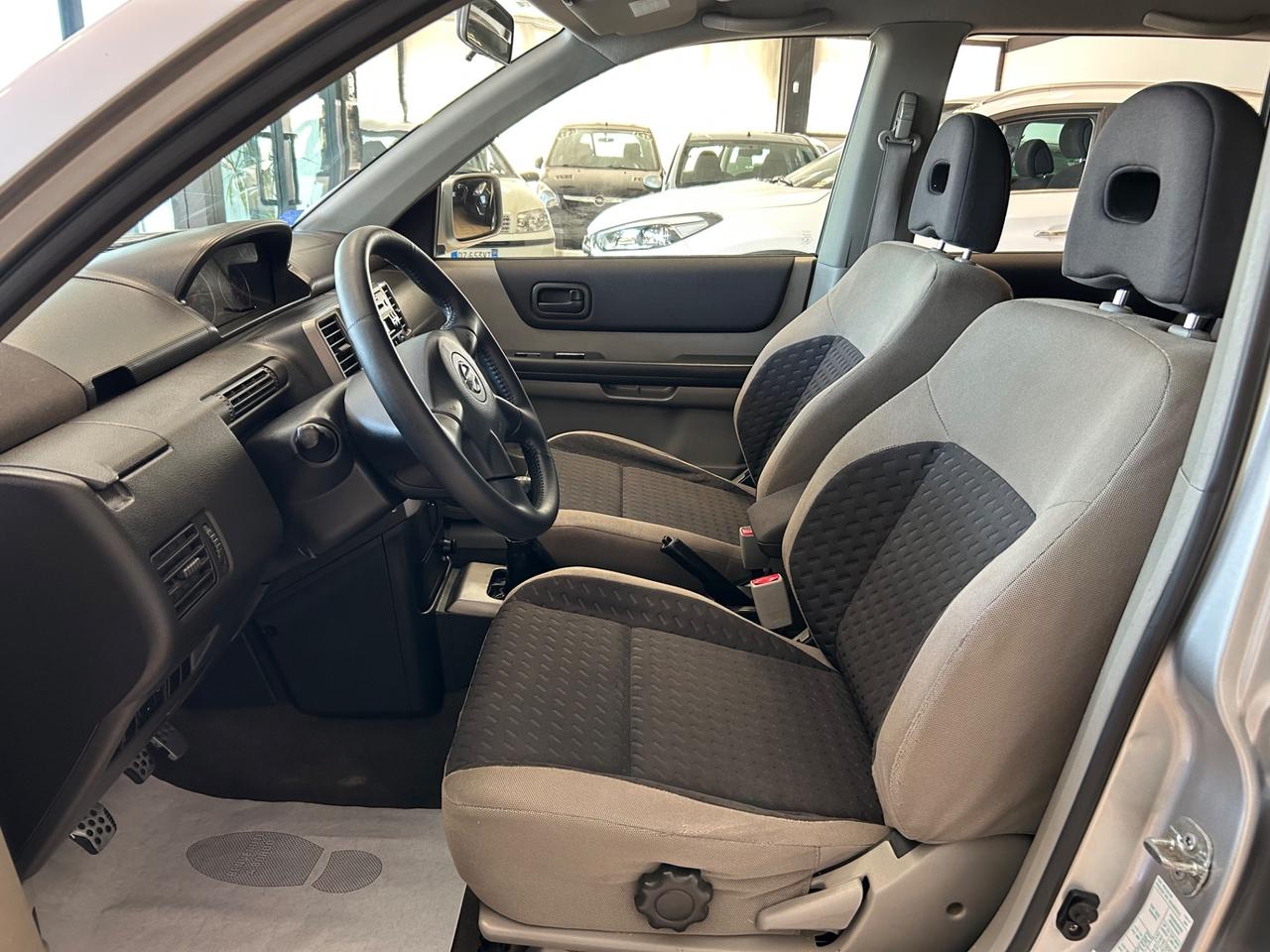 Nissan X-Trail - 2004 2.2 dCi 136cv 4x4