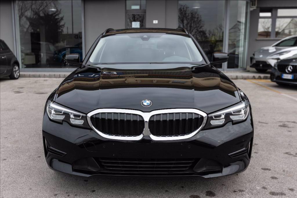 BMW 318d Touring Business Advantage auto del 2020