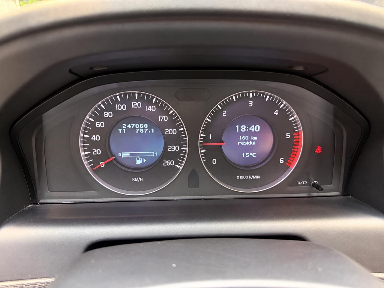 Volvo XC 60 XC60 2.4 D 163 CV AWD Momentum