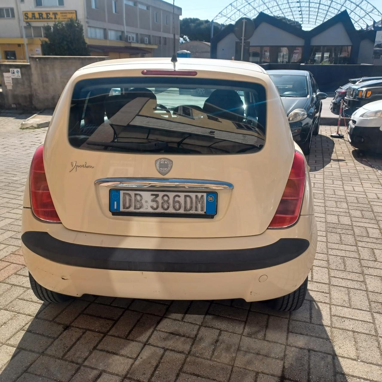 158.148KM YPSILON 1.2 NEOPATENTATI PIANTONE STERZO NUOVO