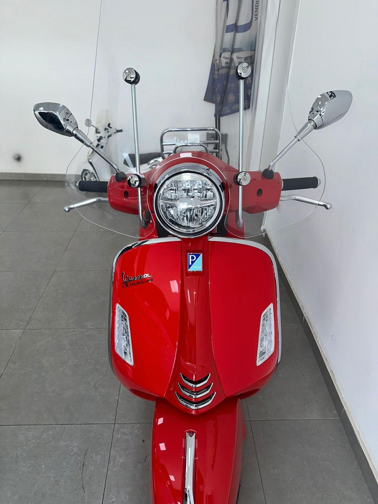 Piaggio Vespa 300 GTS hpe
