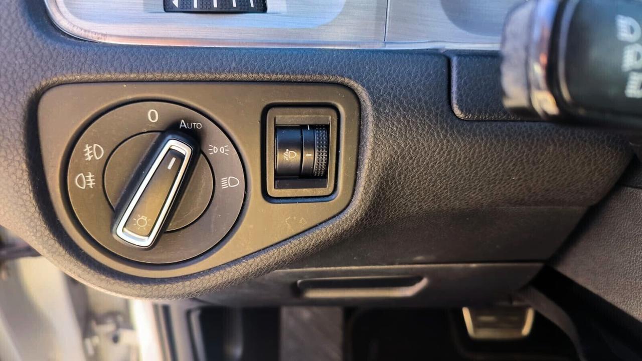 Volkswagen Golf 1.0 TSI DSG 115CV/85Kw