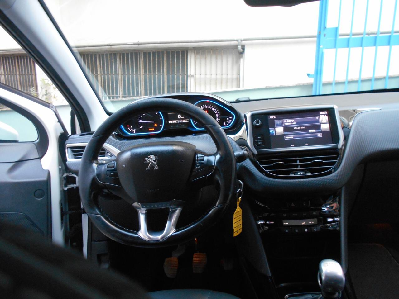 Peugeot 2008 BlueHDi 120 S&S Allure