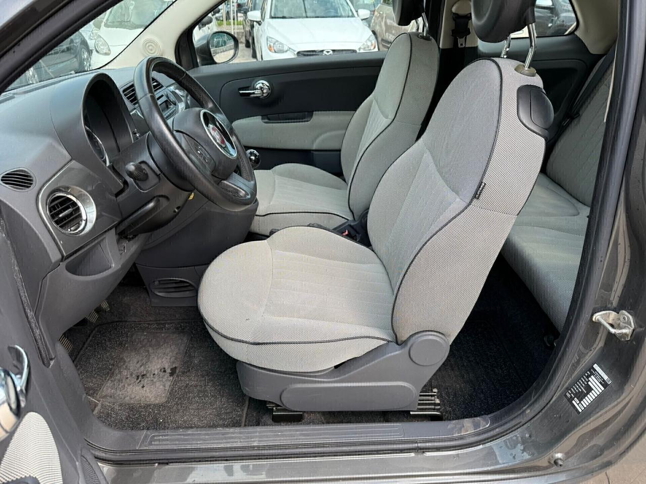 FIAT 500 1.2 Lounge neo-patentati
