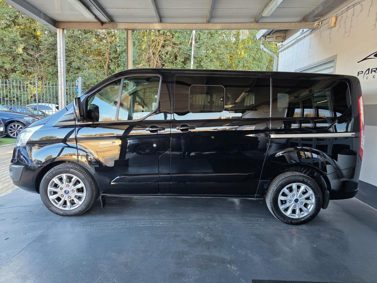 Ford Tourneo Custom 310 2.0 TDCi 170CV aut. PL Titanium