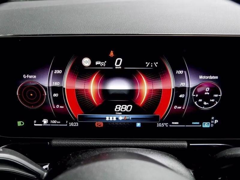 Mercedes-Benz GLA GLA 180 Auto AMG Line Premium Plus TETTO CAMERA 360 MULTIBEAM LED NAVI