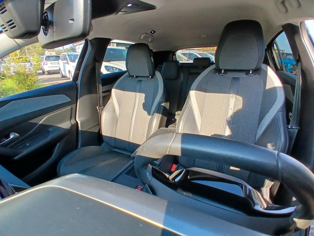 Peugeot 5008 BlueHDi 130 Allure