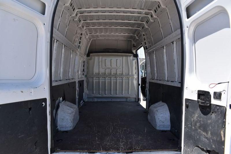 FIAT Ducato 35 2.3 MJT 140CV PL Cabinato Maxi