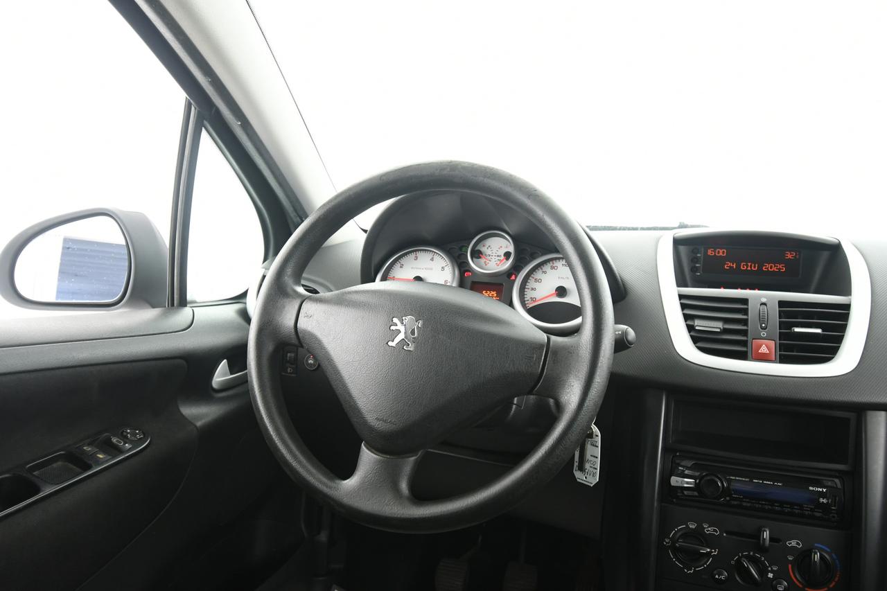 PEUGEOT 207 5p 1.4 8v X-Line eco-Gpl FL X COMMERCIANTI+NEOPATENTATI