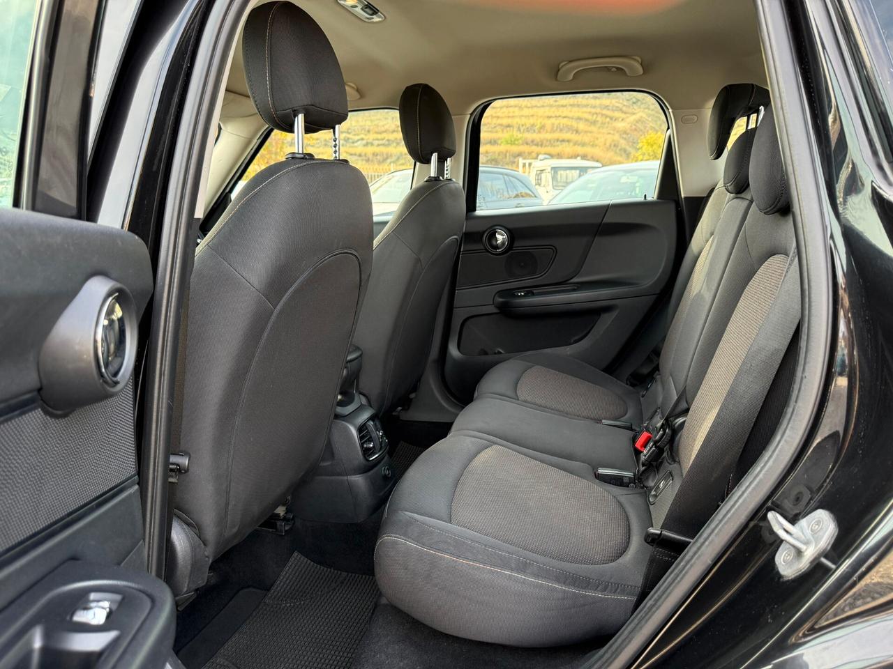 Mini Cooper D Countryman Mini 2.0 Cooper D Business Countryman Automatica