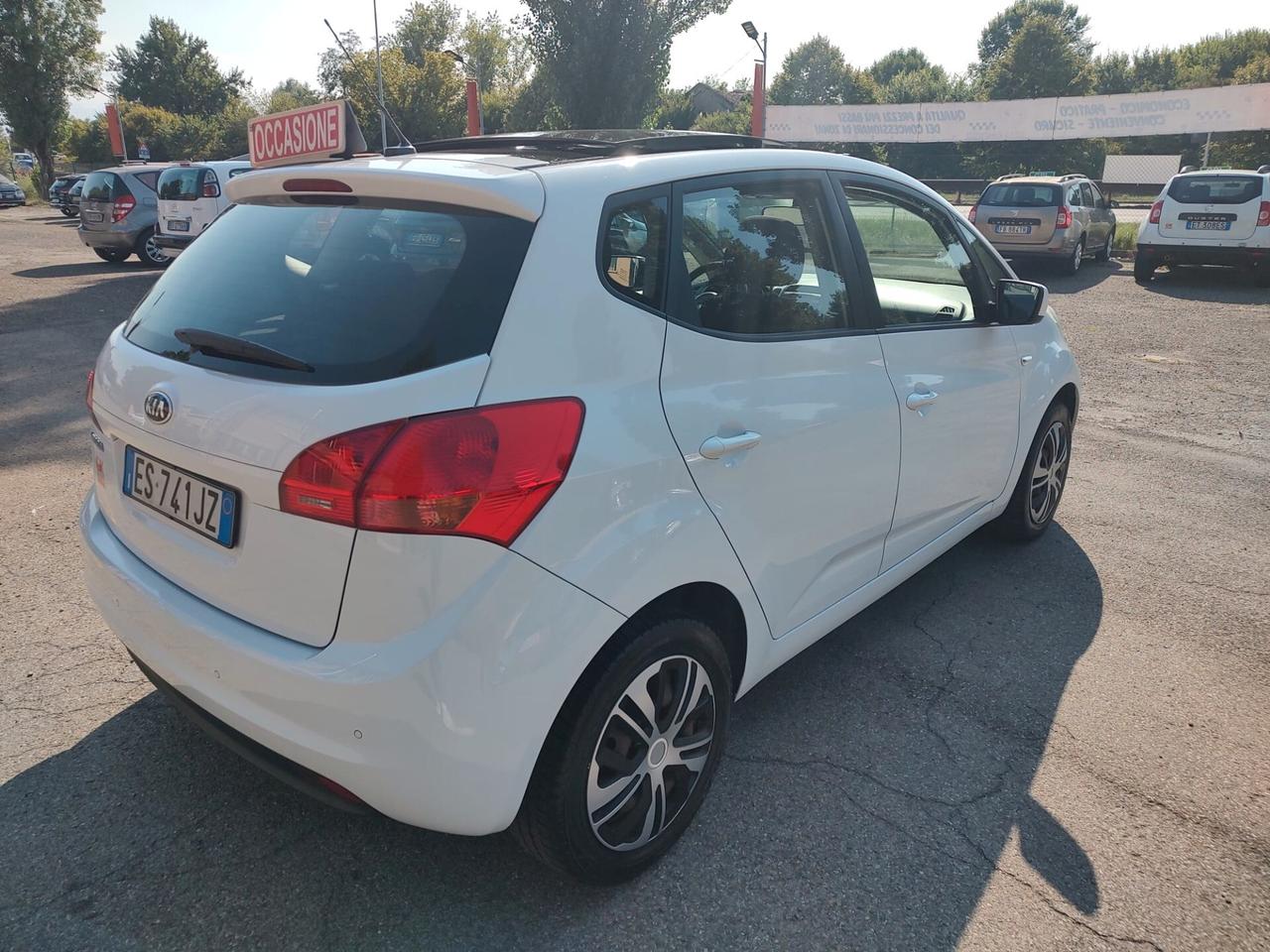 Kia Venga 1.4 CVVT Active, TETTO APRIBILE E FULL PANORAMICO, GARANZIA L.12 MESI