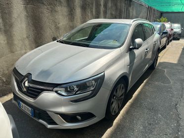 Renault Mégane Sporter TCe 140 CV EDC Intens