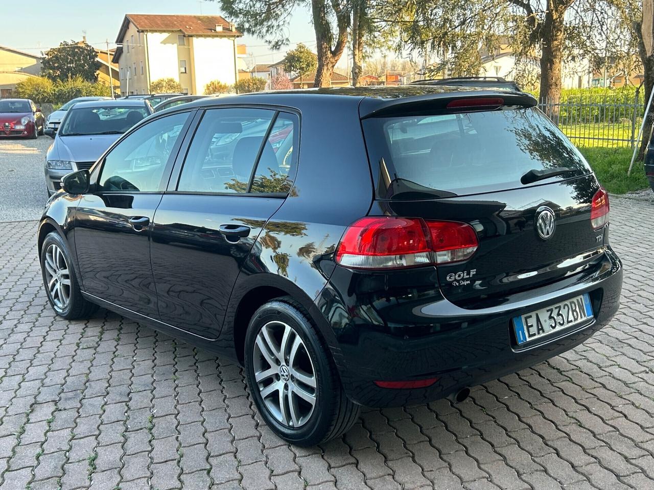 Volkswagen Golf 1.6 TDI DPF 5p. Highline
