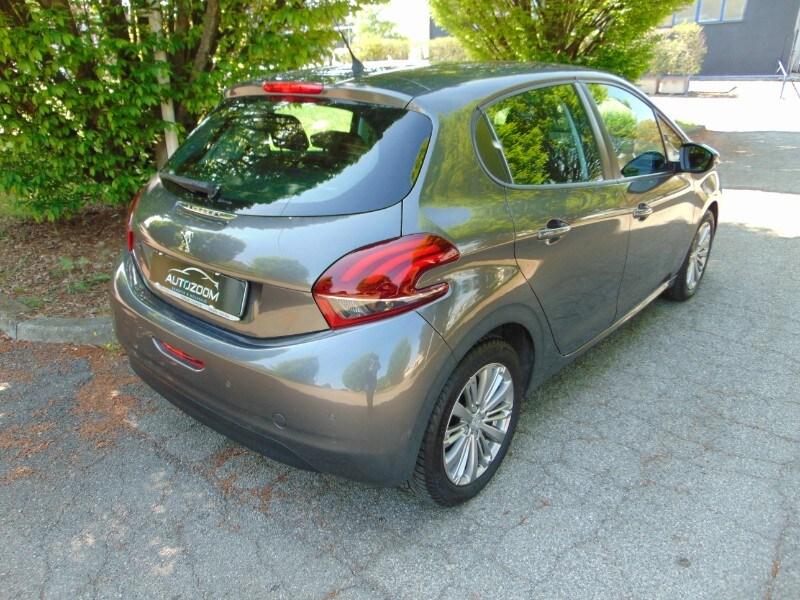 PEUGEOT 208 1° serie PureTech 82 Stop&Start 5 ...