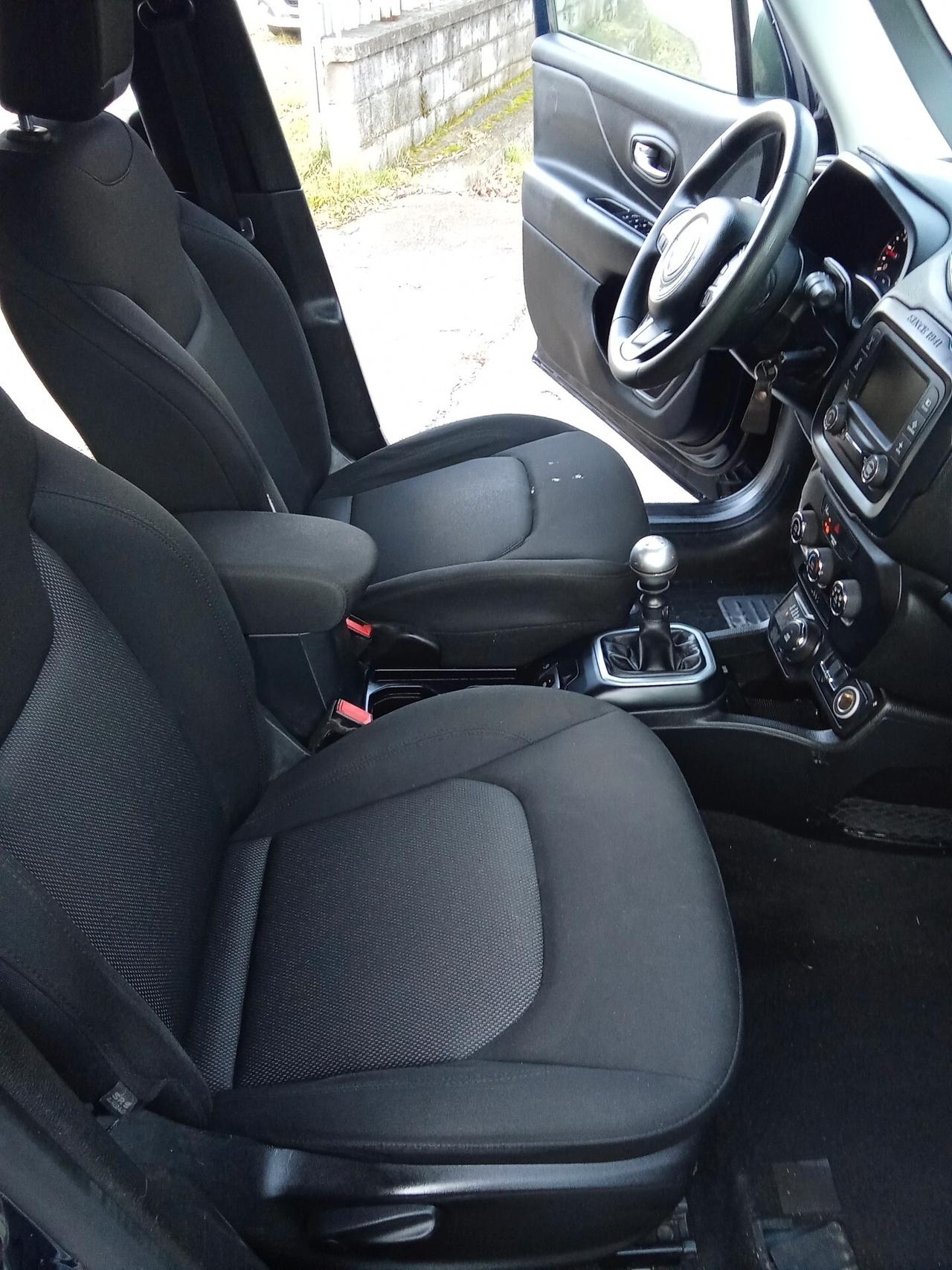 Jeep Renegade 2.0 Mjt 140CV 4WD 019