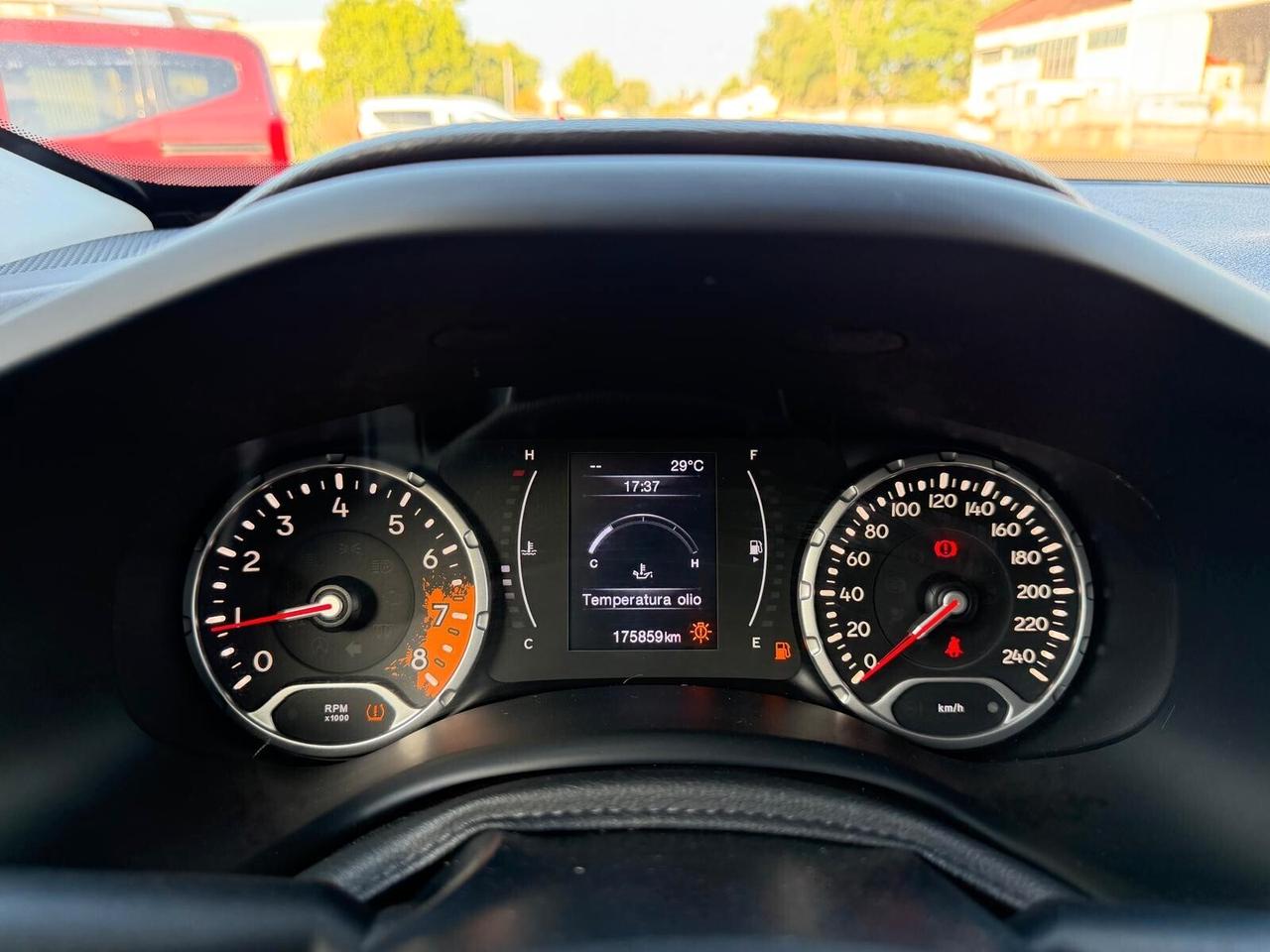 Jeep Renegade 1.6 E-TORQ EVO LONGITUDE