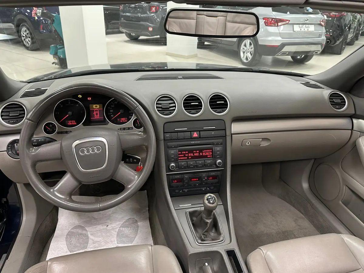 Audi A4 Cabrio 2.5 V6 TDI