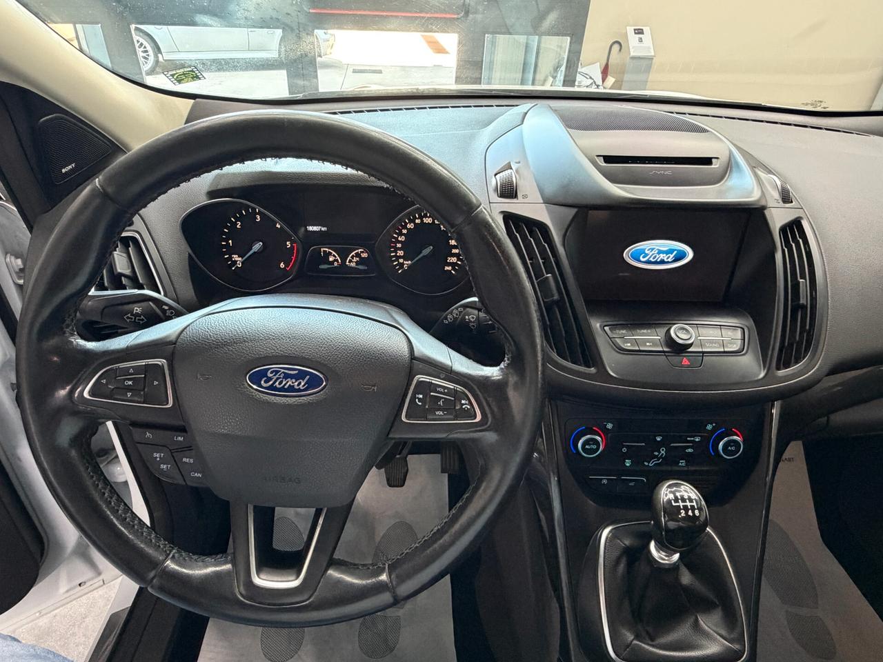 Ford Kuga 2.0 TDCI 150 CV S&S 4WD Titanium