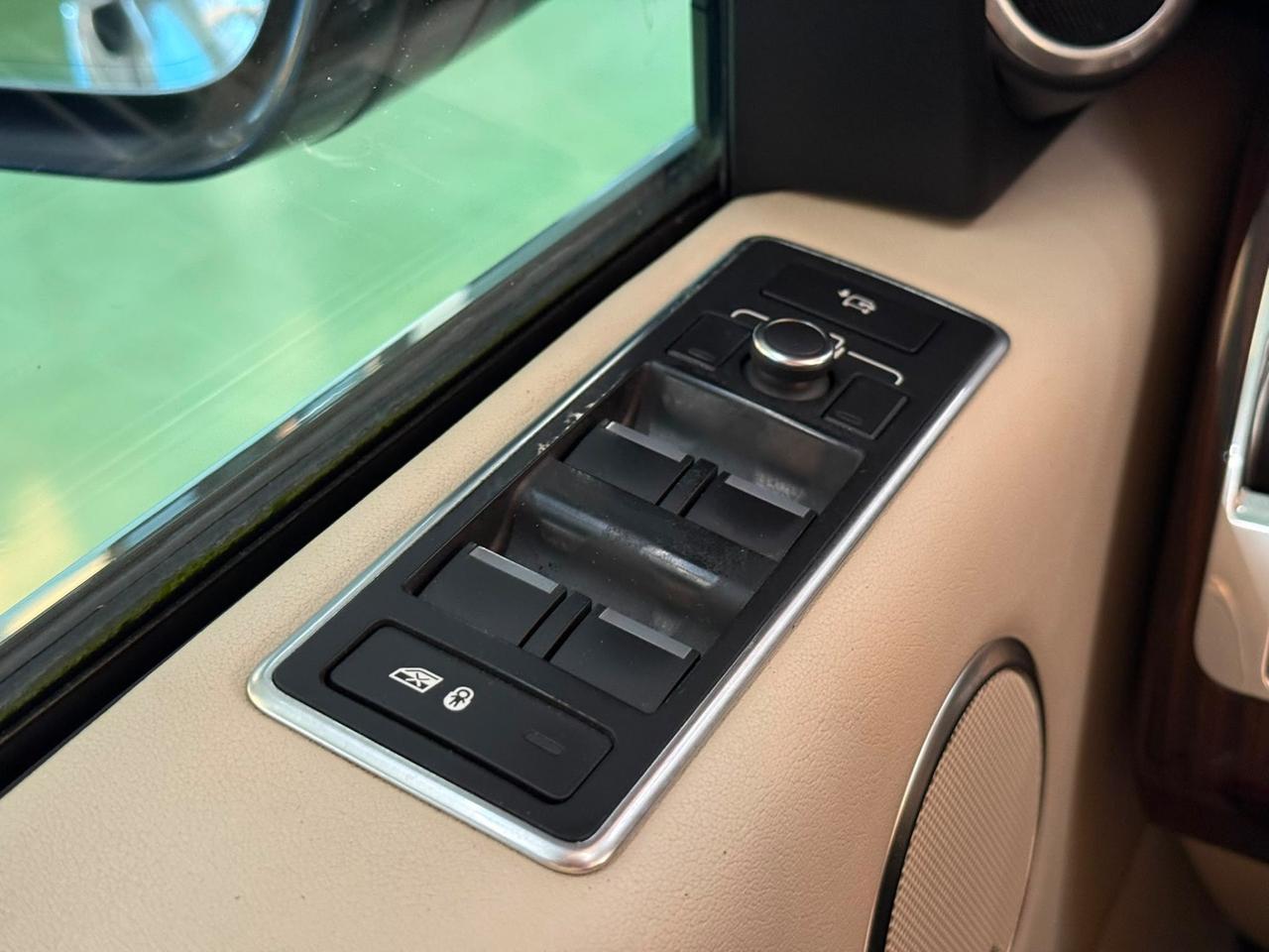 Land Rover Range 3.0 TDV6 Autobiography