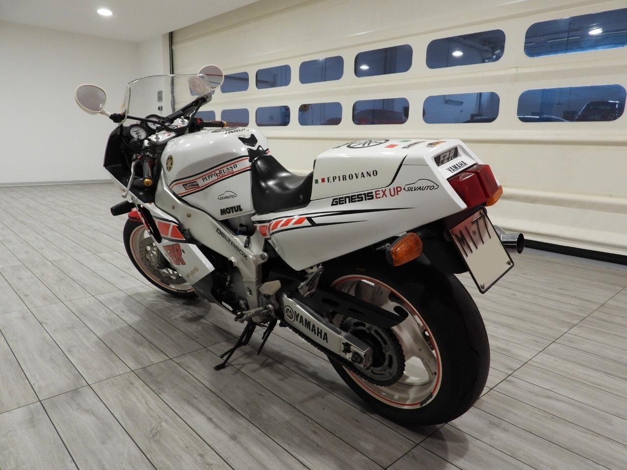 YAMAHA FZR 1000 GENESIS EX UP I^SERIE (1990)