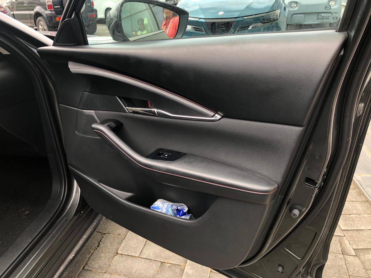 Mazda CX-30 2.0L e-Skyactiv-G M Hybrid 2WD Homura