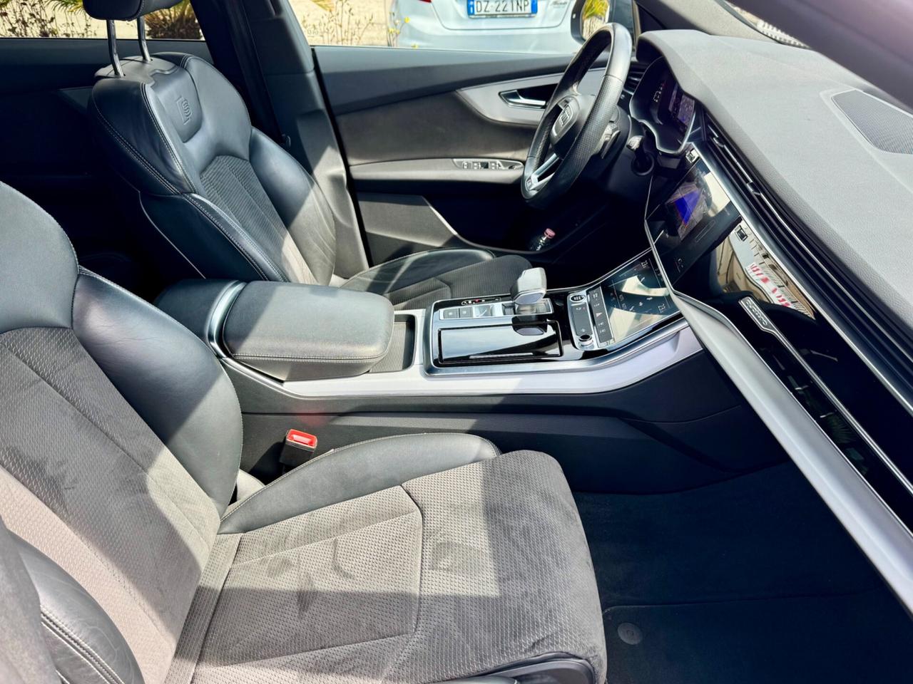 AUDI Q8 50 TDI 286 CV S-LINE 21 FULL FULL (PERMUTO)