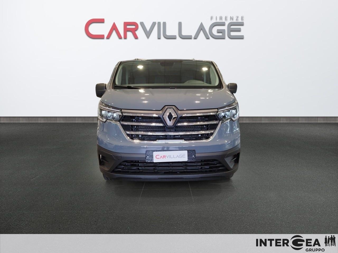 RENAULT Trafic passenger 2.0 Blue dci 150cv L2H1 Equilibre