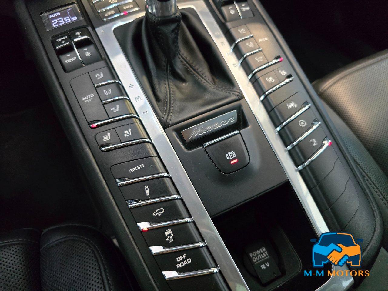 Porsche Macan 2.0 245 cv