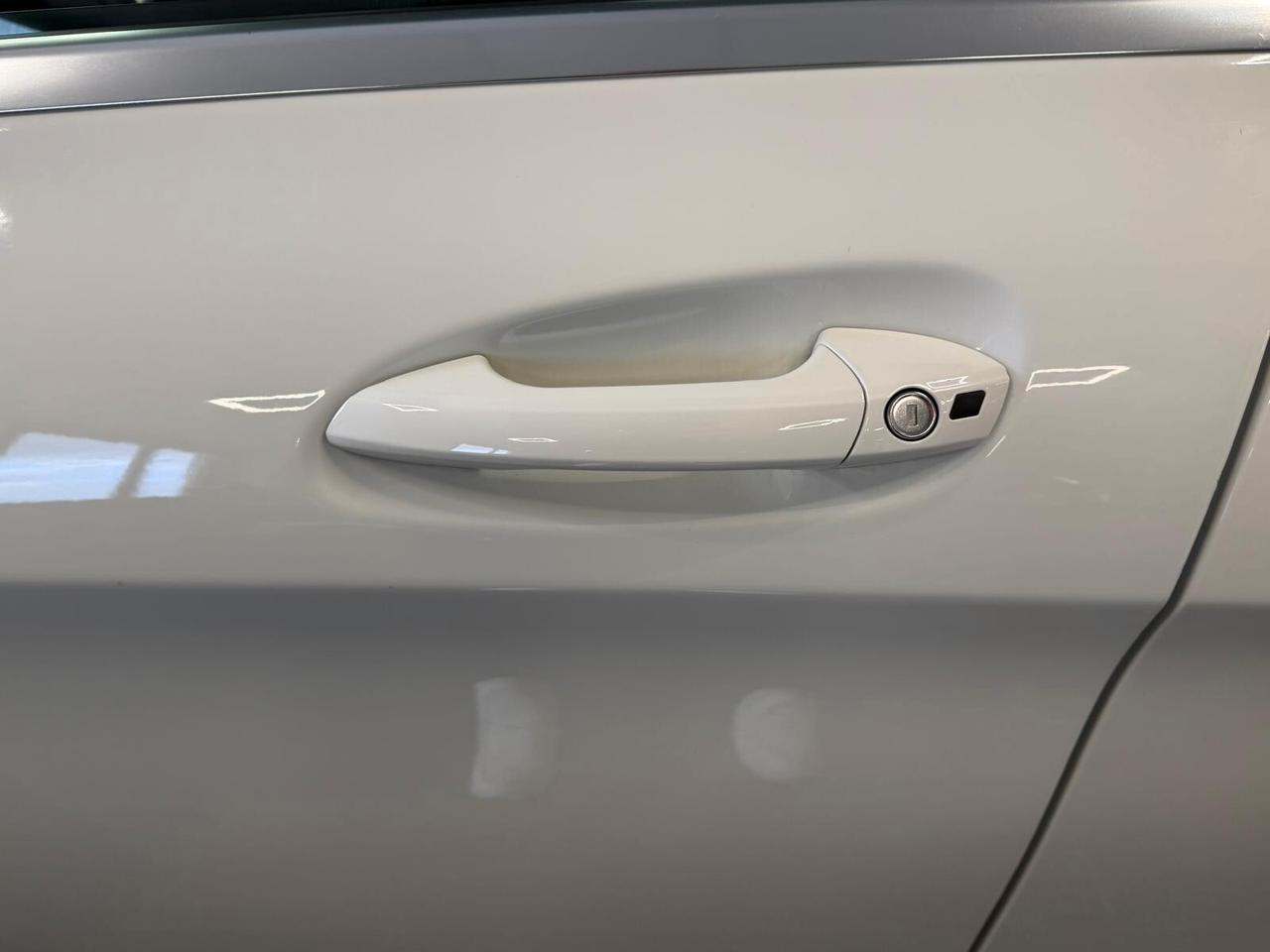 MERCEDES CLA 220D SHOOTING BRAKE PREMIUM 2.2 177CV TETTO PELLE NAVI ANNO 2016