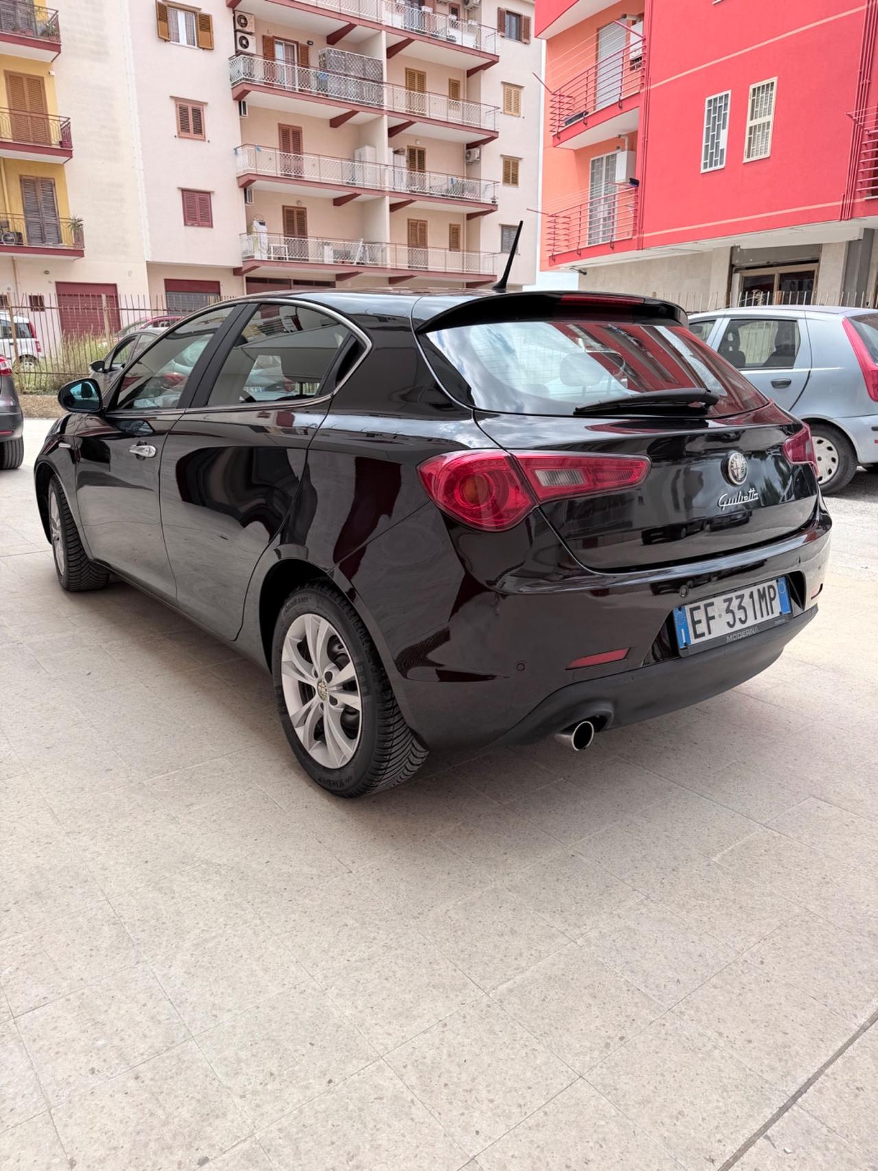 Alfa Romeo Giulietta 1.6 JTDm-2 105 CV Distinctive
