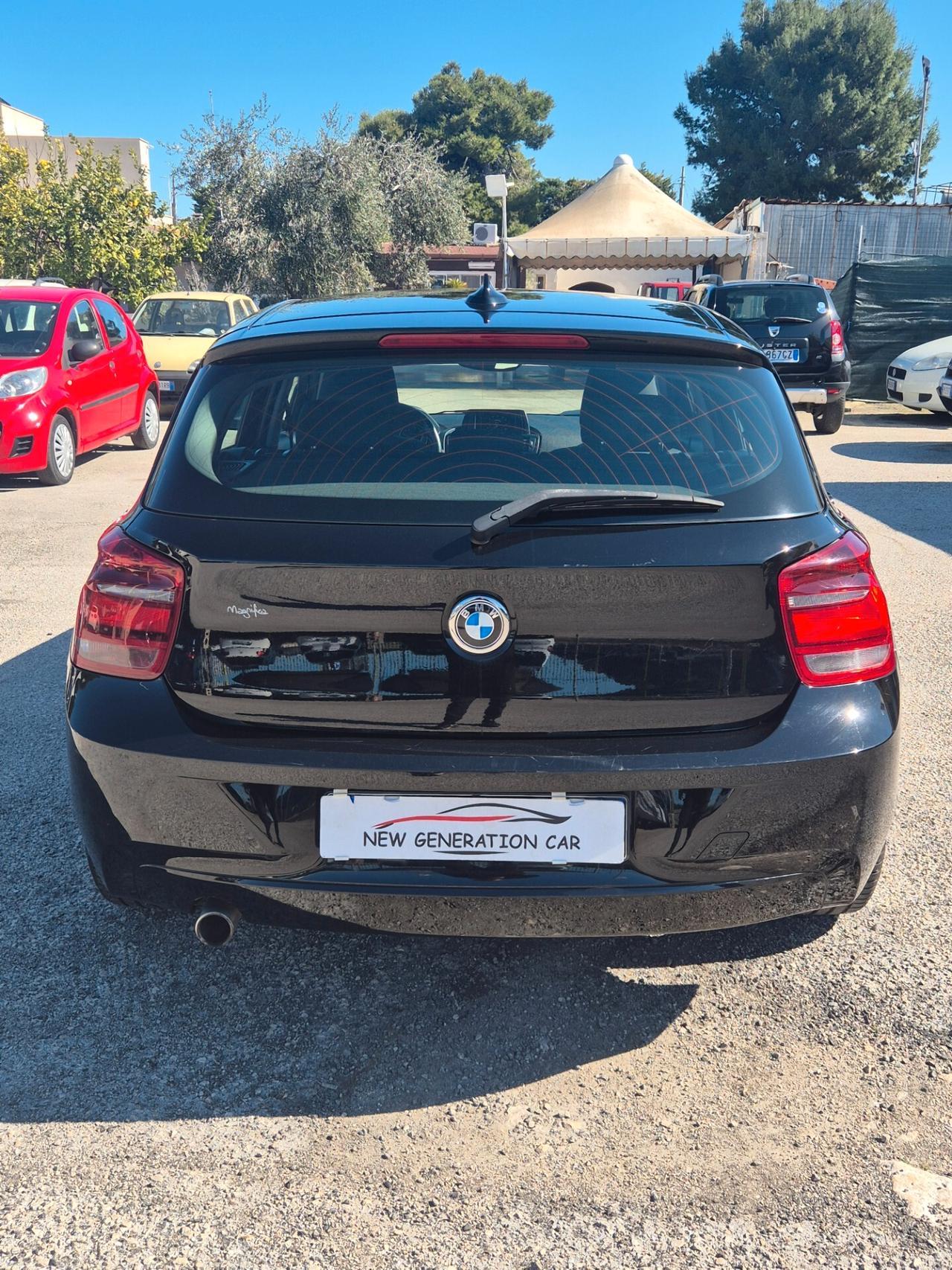 Bmw 116 116d 5p. Urban