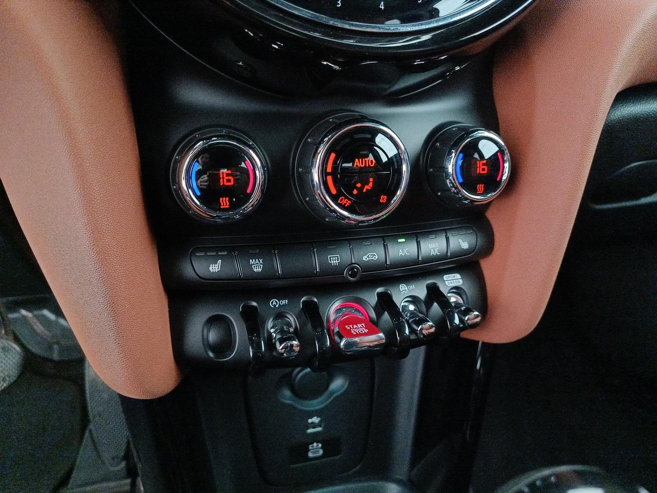 MINI Mini IV F56 2021 3p - Mini 3p 1.5 Cooper Yours Premium Plus Package auto