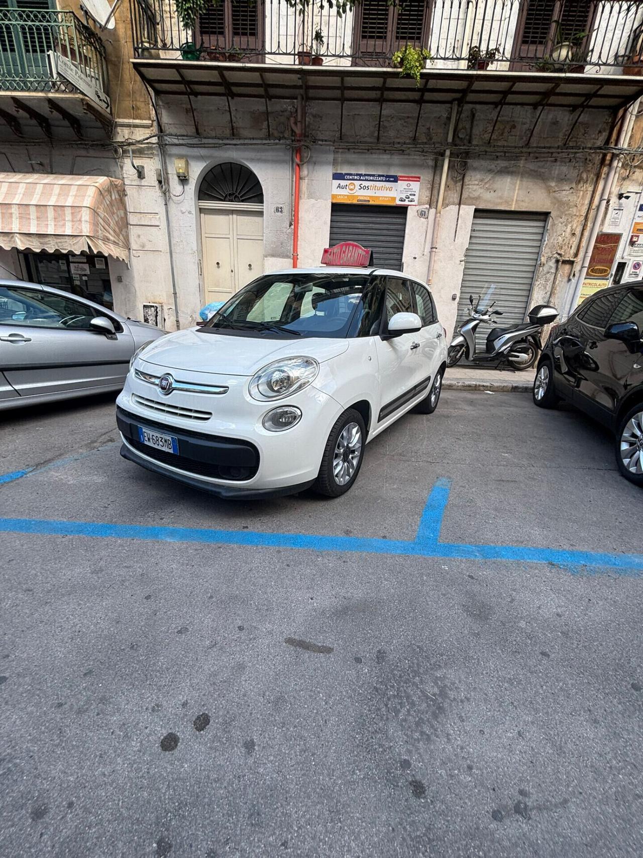 Fiat 500L 1.4 95 CV Lounge FINANZIABILE