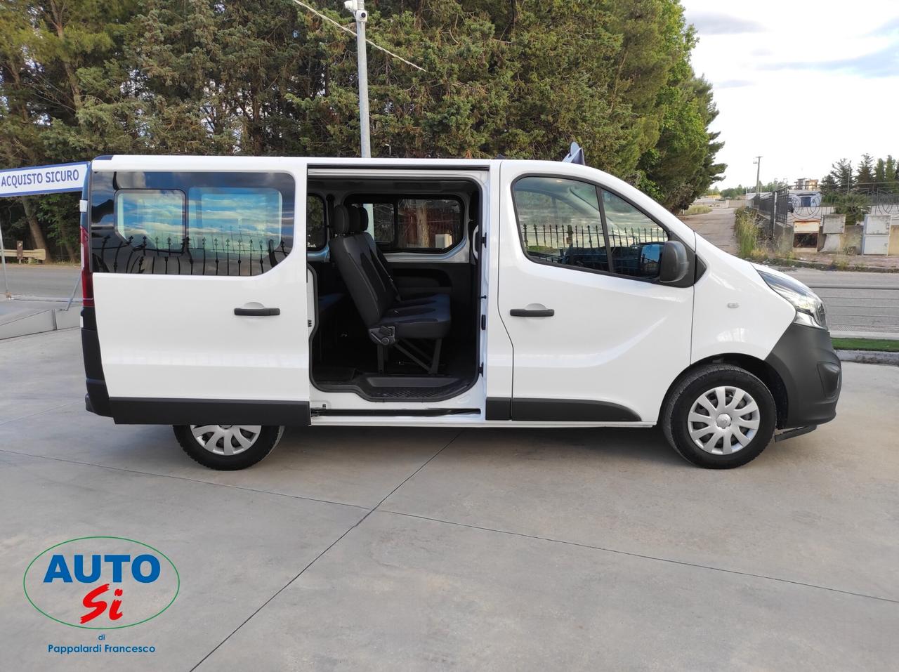 Opel Vivaro 27 - 1.6 Biturbo Diesel 145cv 9 POSTI