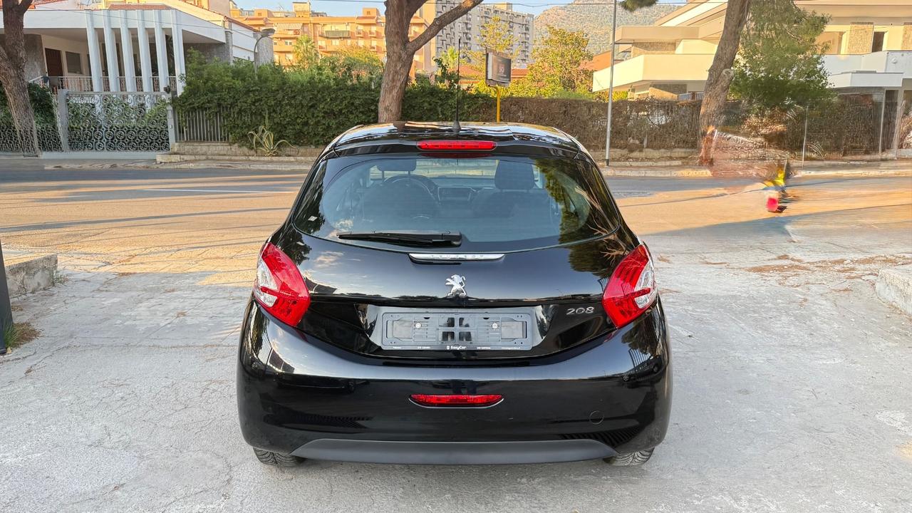 Peugeot 208 1.4 HDi 68 CV 5 porte Access