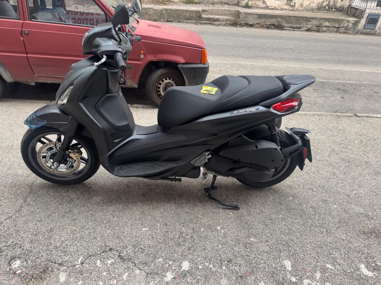 Piaggio Beverly 300 i.e. Sport