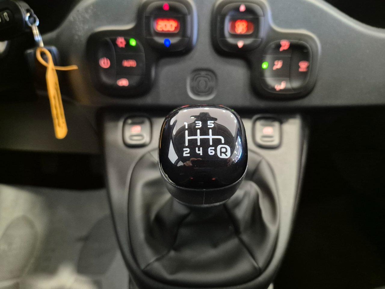 Fiat Panda 1.0 hybrid Citycross !! PREZZO REALE !! - NEOPATENTATI - Carplay - Sens. Park.