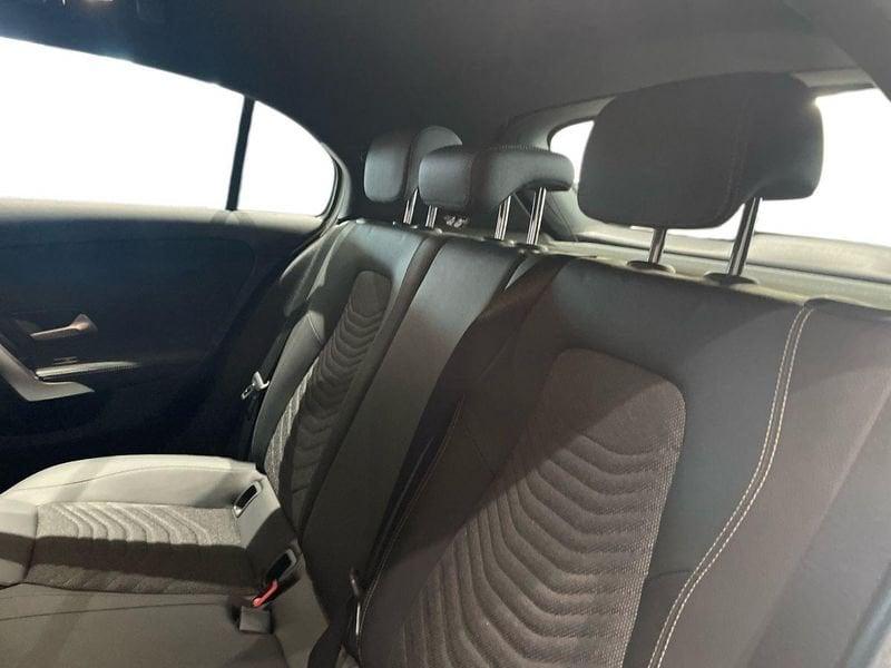 Mercedes-Benz Classe A A 180 d Progressive Advanced auto