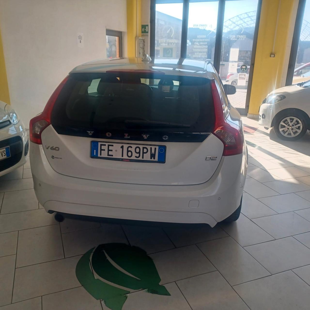 35.000KM MOTORE SOSTUITITO VOLVO V60 2.0 TDI AUTOM