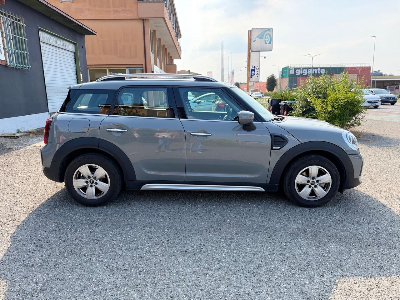 Mini Cooper Countryman Essential 1.5 One #11787